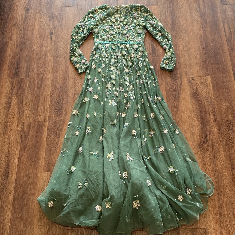 Mac Duggal Green Embellished Long Sleeve A Line Gown - Picture 8 of 9